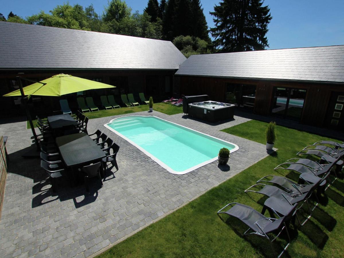 Beautiful Villa With Heated Outdoor Pool Manhay Εξωτερικό φωτογραφία