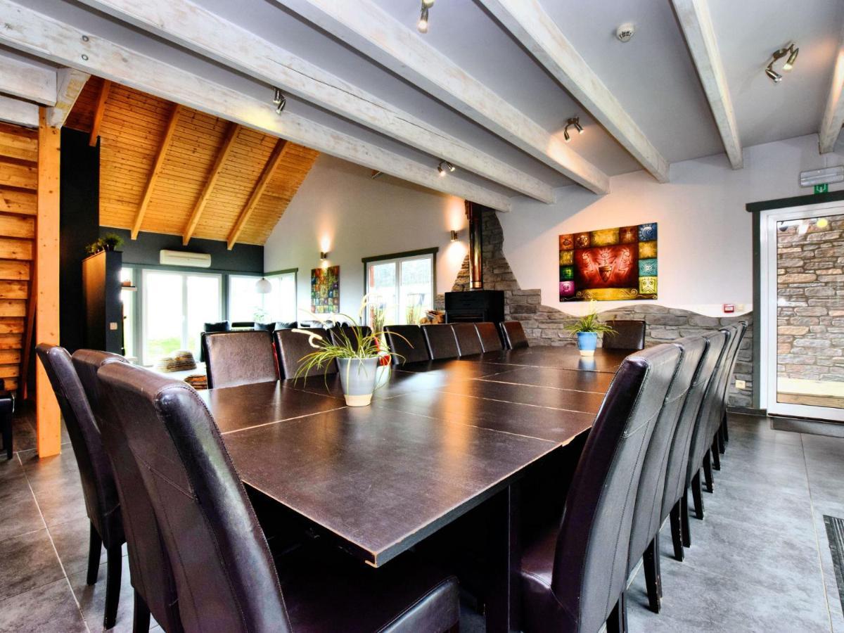 Beautiful Villa With Heated Outdoor Pool Manhay Εξωτερικό φωτογραφία